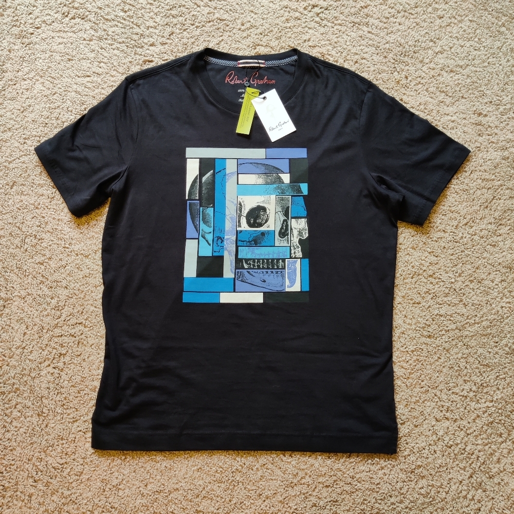 NEW Robert Graham Skull T-shirt